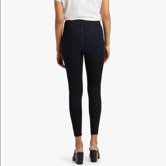 🚫SOLD🚫 JOE’S Jeans “the skinny” - Picture 3 of 6